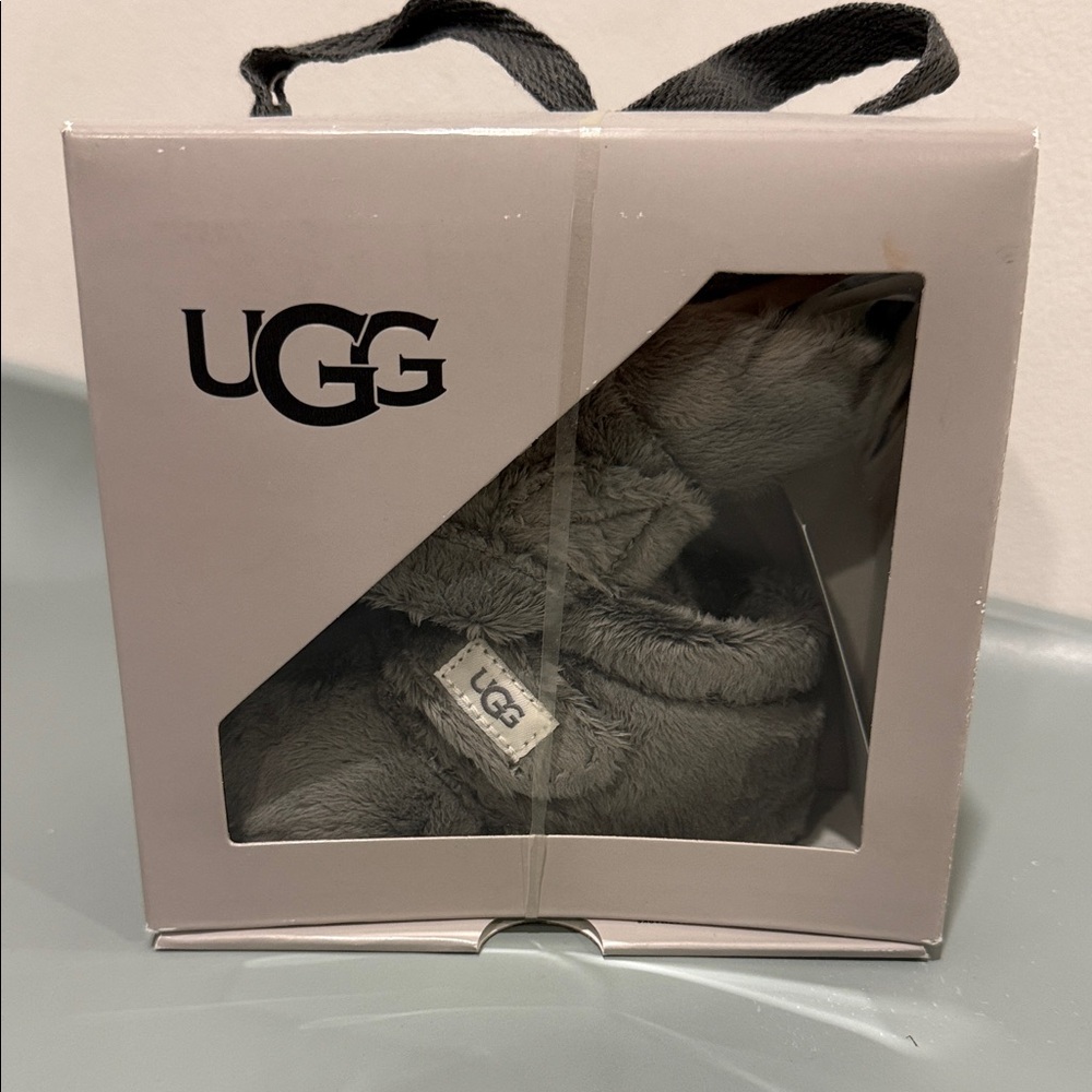 Baby UGG Charcoal Plush Slippers size 4/5 baby